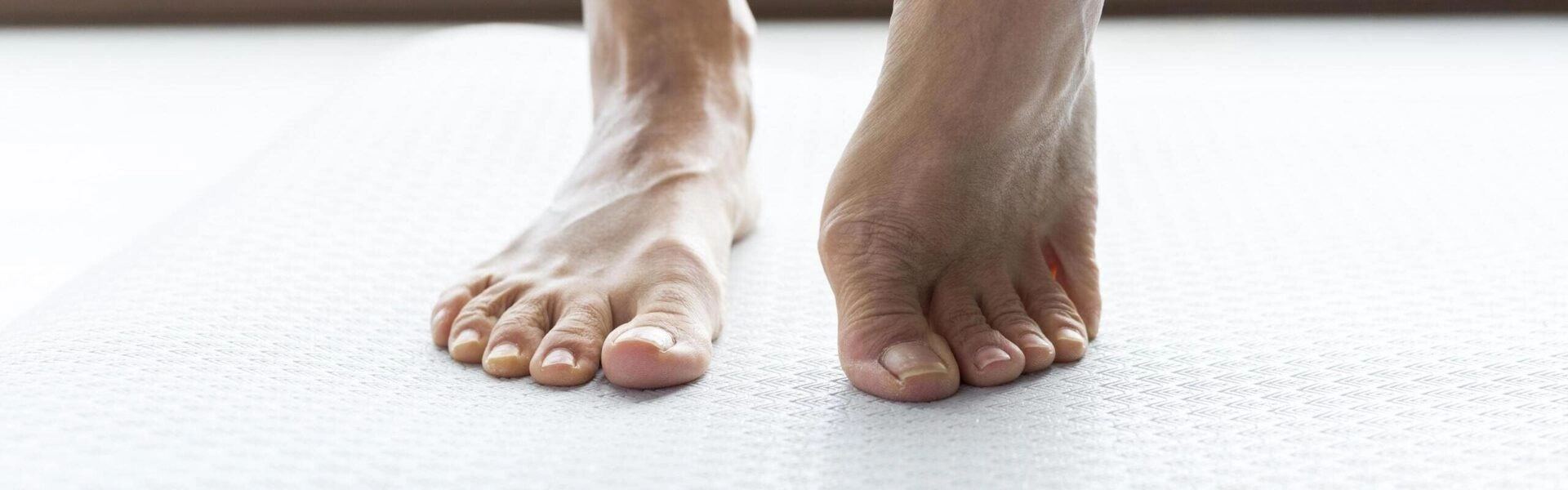 What is the link between dry feet and diabetes and how to avoid risks?